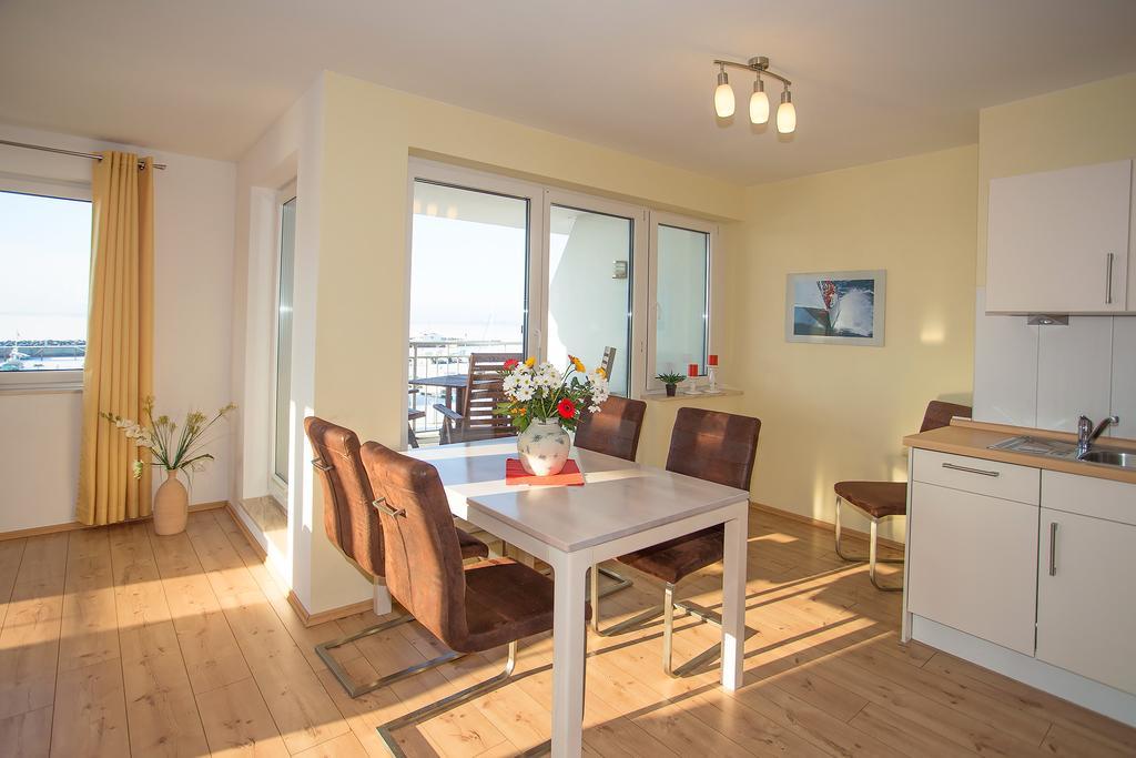 Ferienwohnung Wiek Im Hafenkieker Wiek auf Ruegen Quarto foto
